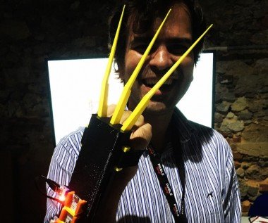 Wolverino: Fully Automatic Diy X-men Wolverine Claws