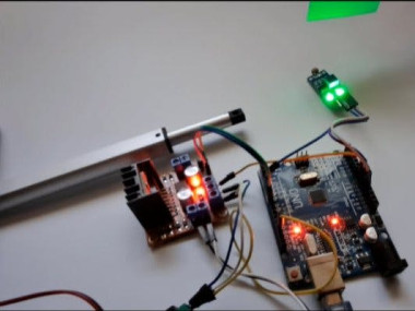 How To Control Your Linear Actuator Using Light Sensor